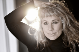 Läs intervjun till Stina Wollter