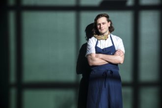 Läs artikeln om kändiskocken Frederik Bille Brahe