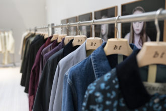 Jackor och kavajer från Bristol Textiles